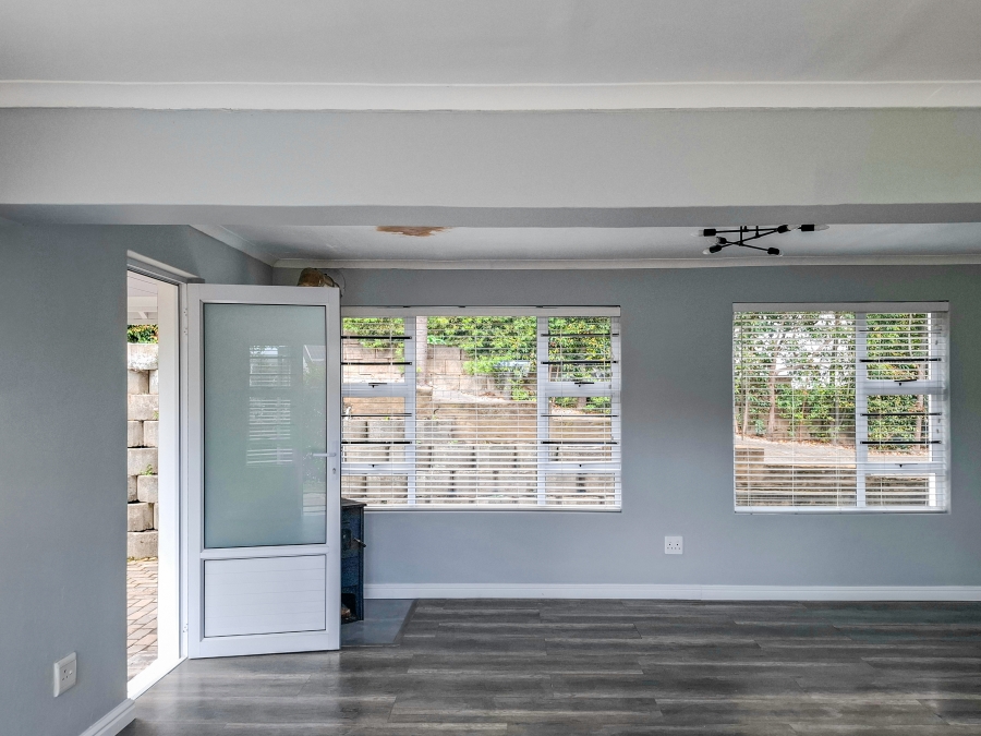 3 Bedroom Property for Sale in Welbedacht Western Cape